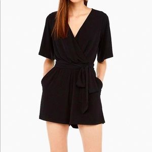 NWT Express Romper | S